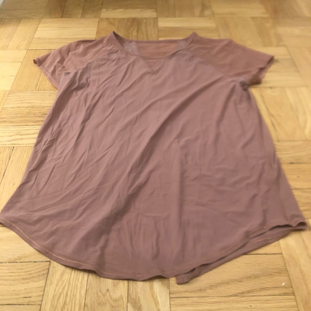 Lululemon Dusty Rose Back Slit Top